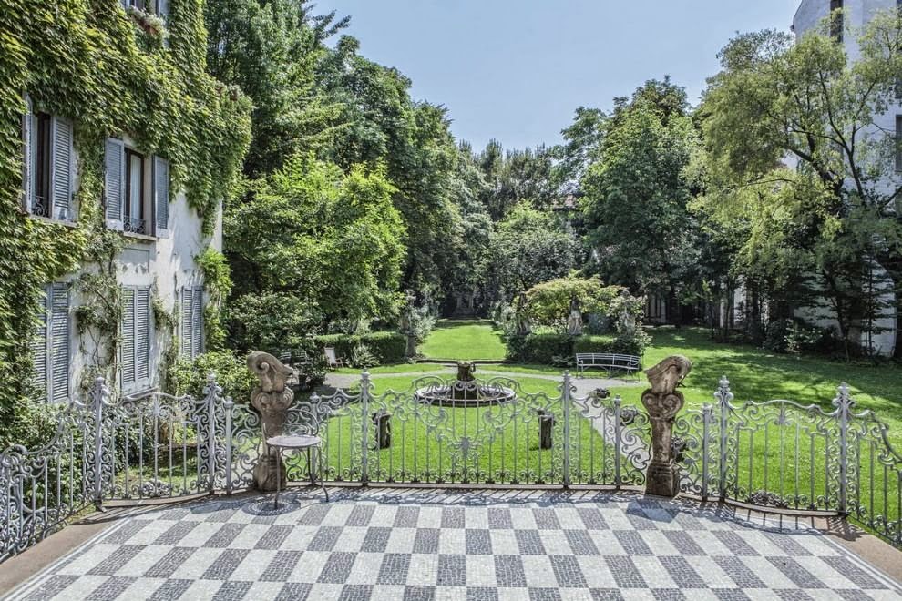 Casa degli Atellani a Milano: il giardino