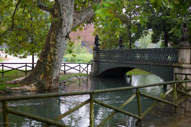 I luoghi più romantici di Milano. Ponte delle Sirenette nel Parco Sempione