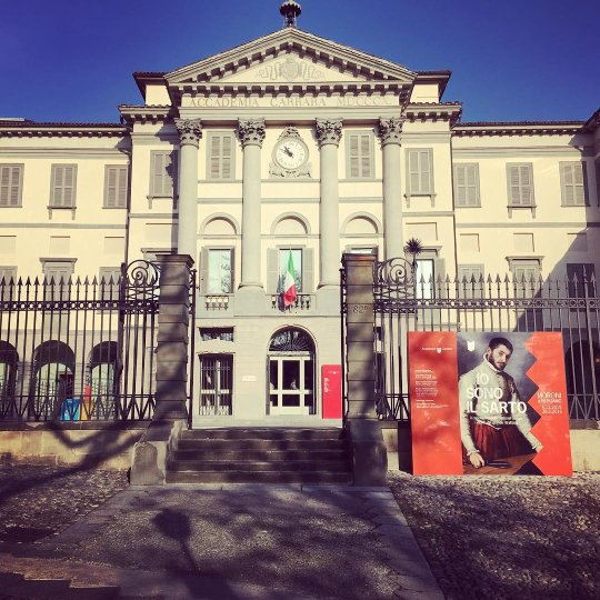 L'Accademia Carrara, in Piazza Giacomo Carrara 82 a Bergamo, fa parte degli oltre 90 siti di interesse storico ed artistico della Lombardia visitabili liberamente e senza limiti con l’ Abbonamento Musei Lombardia Milano