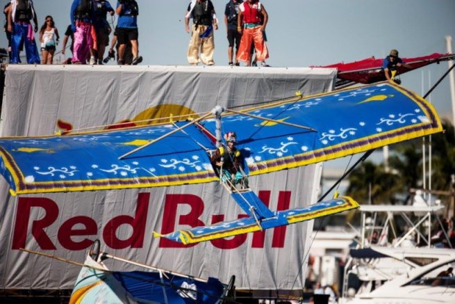 Cosa fare Domenica 19 giugno all'Idroscalo di Milano: Red Bull Flugtag