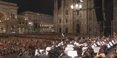 La Filarmonica della Scala durante una delle precedenti edizioni del Concerto per Milano in Duomo