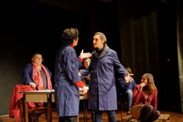 Domenica 19 marzo: al Teatro Pavoni di Milano la Compagnia teatrale Bovisateatro in scena con "7 minuti - consiglio di fabbrica"