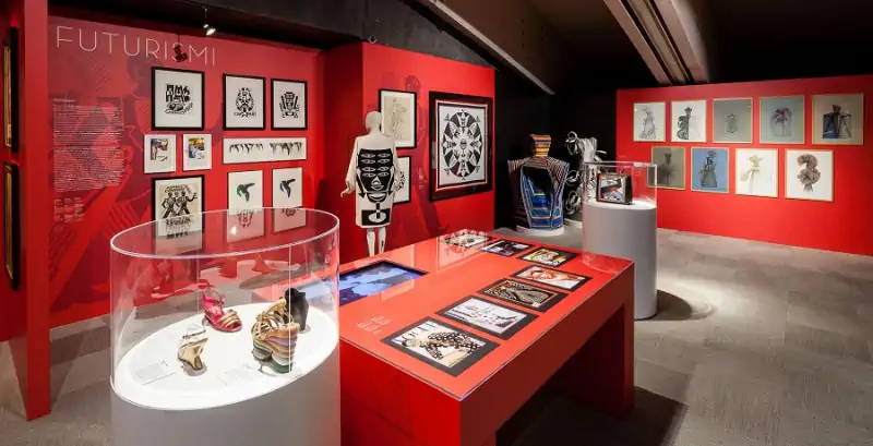 Galleria Campari Milano: mostra Storie di Moda. Campari e lo Stile