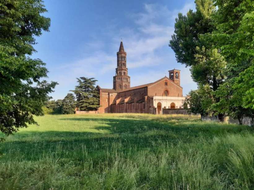 Milano gita fuori porta: sabato 29 e domenica 30 maggio visita guidata all'Abbazia di Chiaravalle.