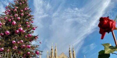 Albero di Natale 2022 in Piazza Duomo a Milano