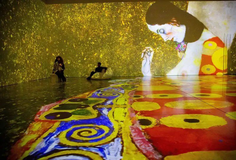 KLIMT Milano: al Next Museum la mostra immersiva con le opere di Gustav Klimt